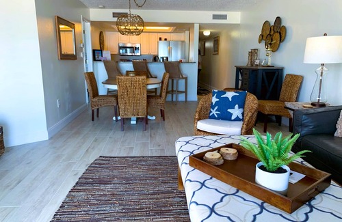 Clearwater Beach Condo | The Villas A-9 - Premium 2 Bedroom 2 Bath Oceanfront Condo