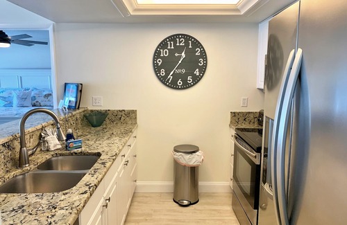 Clearwater Beach Condo | The Villas A-9 - Premium 2 Bedroom 2 Bath Oceanfront Condo