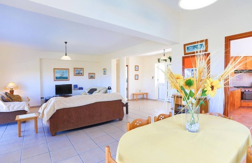 Latchi Villa | The Vines in Latchi with 3 bedrooms and 3 bathrooms