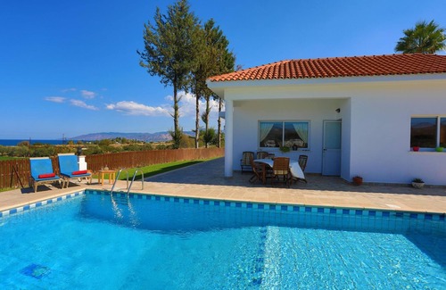 Latchi Villa | The Vines in Latchi with 3 bedrooms and 3 bathrooms