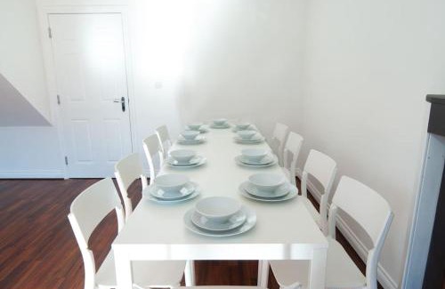Derby House | The Voyager - Newly Furnished Home
