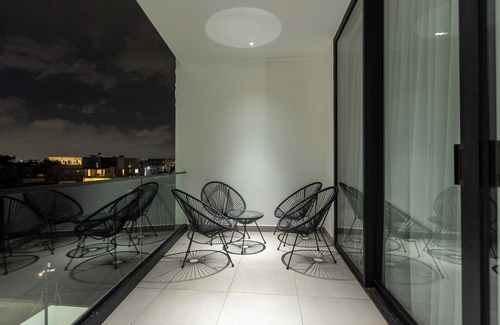 Teshie Apartment | The VVS Apartments - Three-Bedroom Premium Apartment with Balcony
