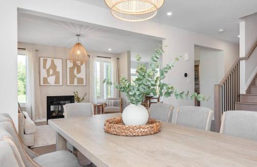 Kemptville House | The Wabi Sabi 4-bedrooms Designer Home