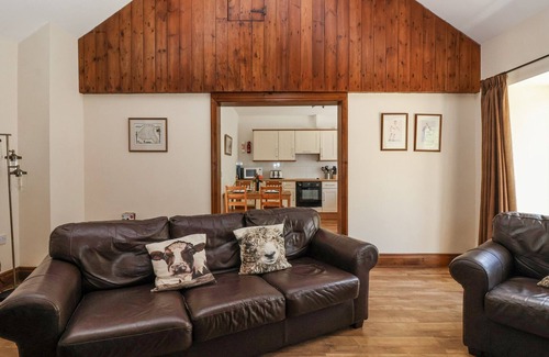 Driffield Cottage | THE WAGON SHED, family friendly, with a garden in Bridlington
