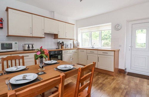 Driffield Cottage | THE WAGON SHED, family friendly, with a garden in Bridlington