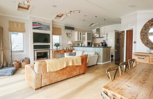 Abersoch Cottage | THE WARREN M45, pet friendly, country holiday cottage in Abersoch