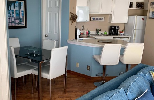 Corpus Christi Apartment | The Waterviews - Peaceful and relaxing condo one block from the beach