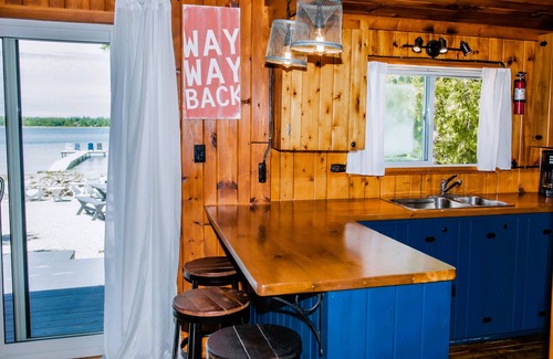 Tobermory Cottage | The Way Way Back 3 bedroom waterfront cottage with private dock Tobermory
