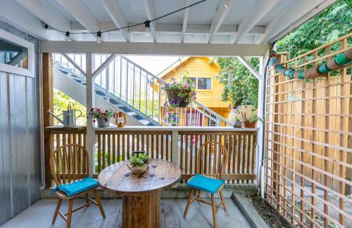 Chemainus Apartment | The Wayward Inn