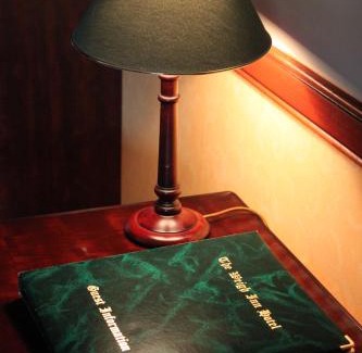 Thurso Hotel | The Weigh Inn Hotel & Lodges
