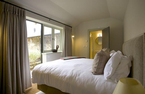 Byworth Bed & Breakfast | The Welldiggers Arms