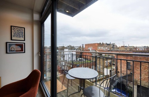 Harlesden Apartment | The Wembley Crib - Lovely 1bdr Flat With Balcony