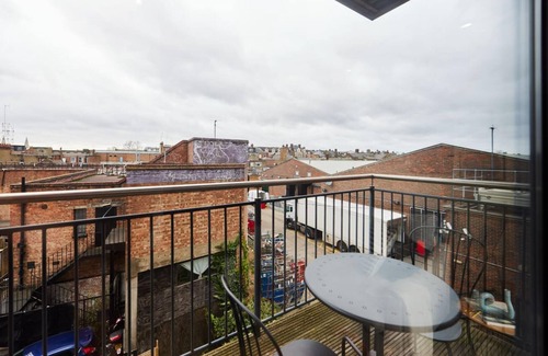 Harlesden Apartment | The Wembley Crib - Lovely 1bdr Flat With Balcony