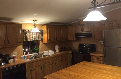 Cedar Island Cabin | The West Bay Lodge offers spacious amenities for a perfect getaway.