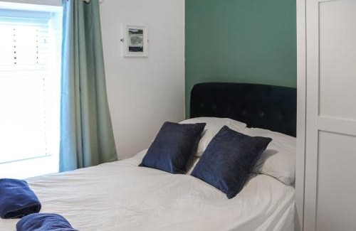 Newborough House | The White Anchor
