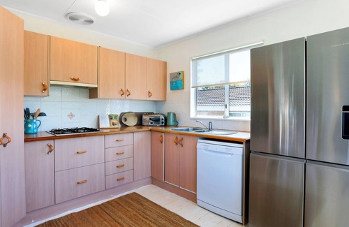 Vincentia House | The White House by Experience Jervis Bay