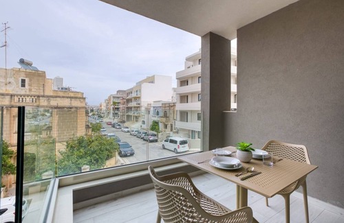 Swieqi Apartment | The whole group will enjoy easy access to everything from this centrally located place