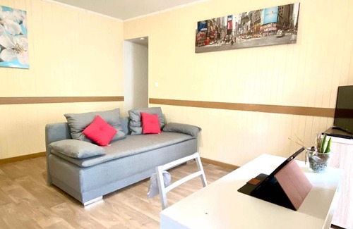 Rive Droite Apartment | The whole loc -Beautiful Bright Apartment -*WIFI 6*-