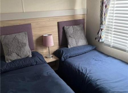 Dinas House | The willerby whitetower Caernarfon