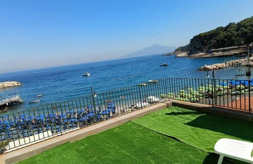Marina di Puolo House | The Window on the Sea