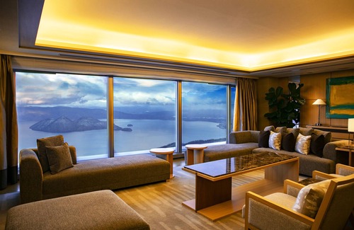 Toyako Hotel | The Windsor Hotel Toya, Vignette Collection by IHG