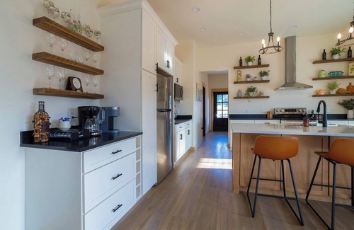Johnson City House | The Wine Down Uncork, Unplug, and Unwind