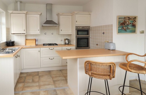 Rhos on Sea Cottage | THE YATT, family friendly, character holiday cottage in Rhos-On-Sea