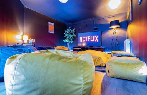 City Centre Dublin House | The Yellow Door by Shortstays