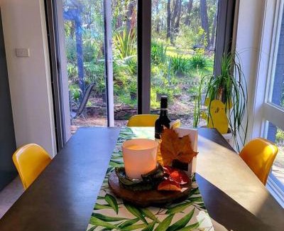 Medlow Bath House | The Yellow Koala - Vibrant Home in Medlow Bath
