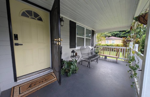 Orlando House | The Zen Den, a charming 2-bedroom house in gorgeous Orlando with AC