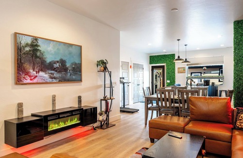 Sheridan House | The Zen Den – Wellness Retreat with Sauna, Red Light Therapy & Biohacking Touche