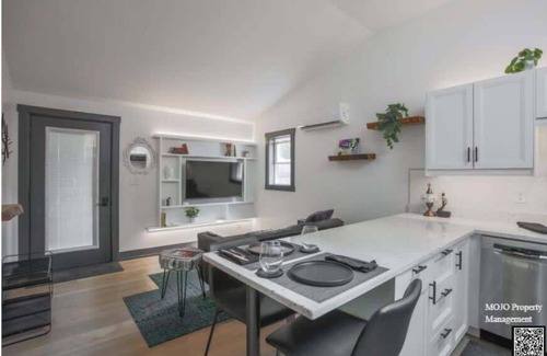 Indianapolis Apartment | The Zenden Indy-1br1bath