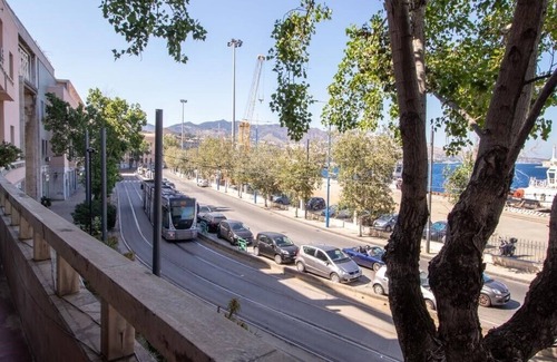 Messina Apartment | Theater on the Strait