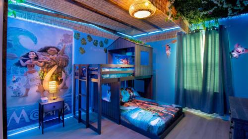 Four Corners House | Themed 5BR Resort Escape With Game Room & Pool 15987