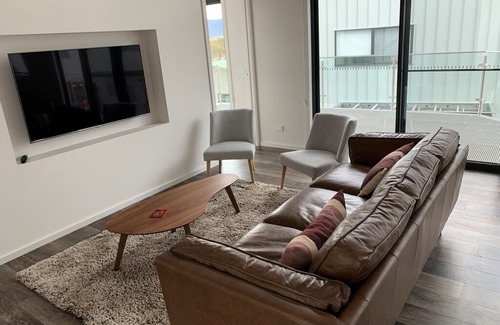 Jindabyne House | TheNix10 - Premium pet friendly accommodation in the heart of Jindabyne