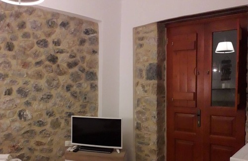 Livadi House | Theodora's Guest House - Tyros, East Peloponnese (Τυρός)