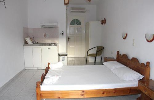 Geni Apartment | Theodora Studios