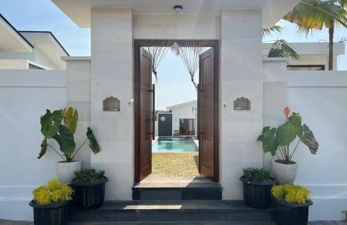 Kutuh Villa | Theodosia Villa By Bali Cabin