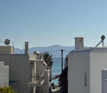 Agia Anna Hotel | Theofanis Studios