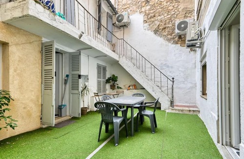 Menpenti Apartment | THIBAUD - T4 terrasse à 15 min à pied du Métro