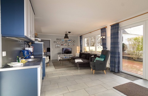 Hornum Apartment | This 3 room holiday apartment is on the ground floor and spacious