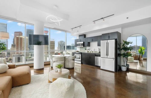 Beltline Apartment | This apartment is a 2 bedroom(s), 2 bathrooms, located in Calgary, AB.