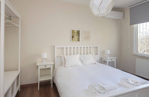 Kurucesme Apartment | This apartment is a 3 bedroom(s), 2 bathrooms, located in Beşiktaş, İstanbul.