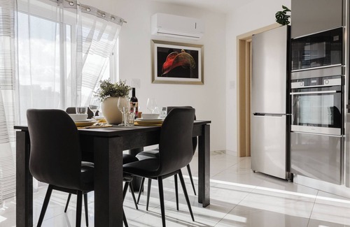 Mellieha Apartment | This apartment is a 3 bedroom(s), 2 bathrooms, located in Il-Mellieħa, null.