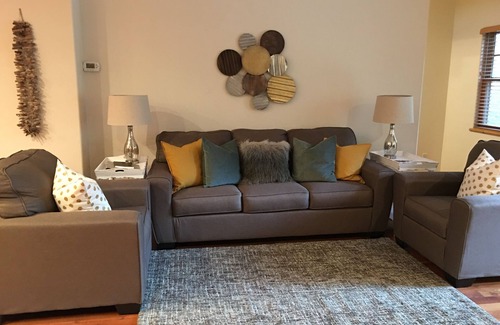 Ouray House | This beautiful, spacious condo is located right off Main Street in Ouray.