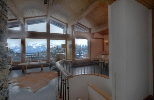 Anzere Ski Chalet | This beautifully renovated chalet in the Anzère ski resort offers a warm and authentic atmosphere fo