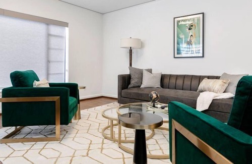 Boise Condo | This building and the apartments within could not have been restored with any more care and detail.