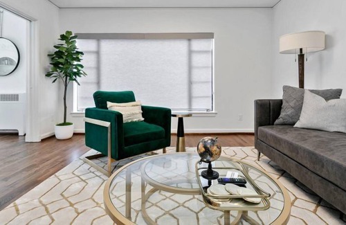 Boise Condo | This building and the apartments within could not have been restored with any more care and detail.