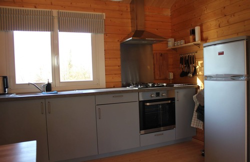 Jumilhac-le-Grand Ski Chalet | This chalet with swimming pool is located in the north of the Dordogne in a quie
