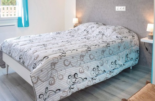 Lestre House | This charming, modern and bright cottage is located 20 km from Valognes and is perfect for a success